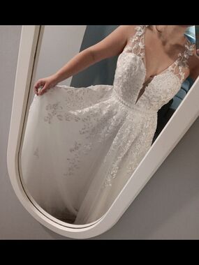 White Floral Appliqué Bridal Gown